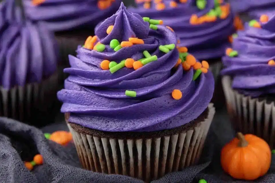 Easy Halloween cupcakes with neon buttercream frosting for festive celebrations.